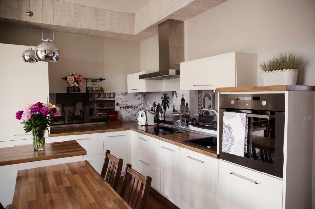 75M2 Apartament Kopernik Z Widokiem Na Jasna Gore Ченстохова Экстерьер фото