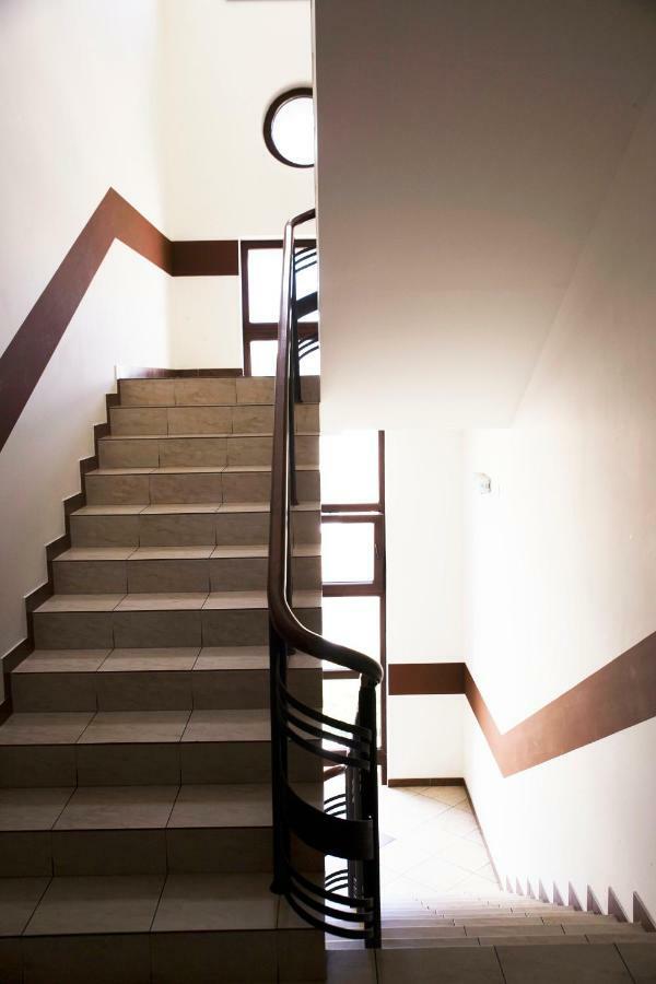 75M2 Apartament Kopernik Z Widokiem Na Jasna Gore Ченстохова Экстерьер фото